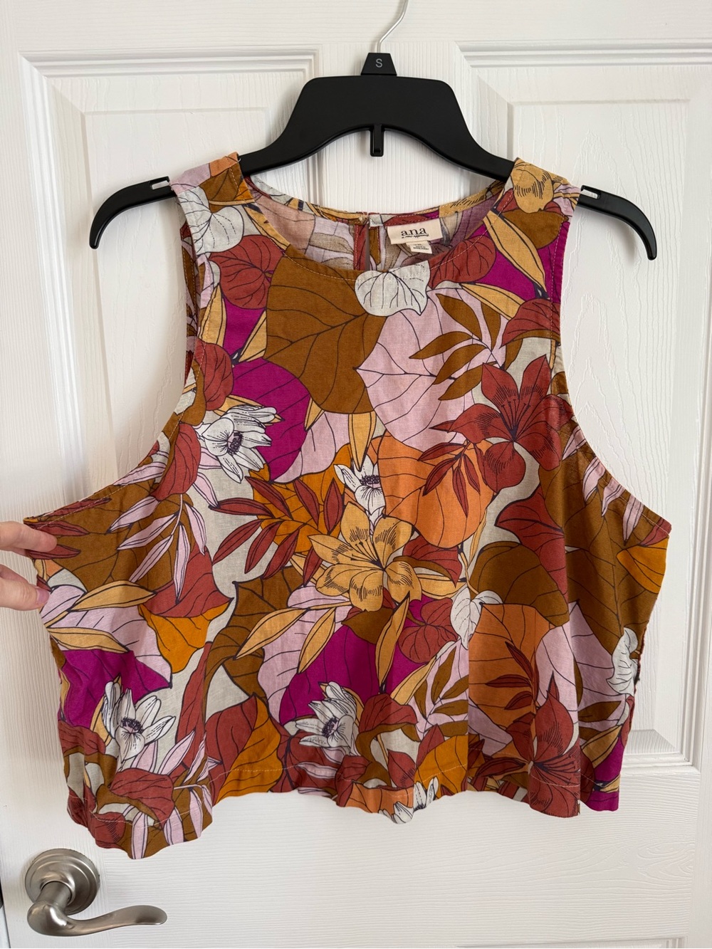a.n.a Floral Sleeveless Crop Top in Pink, Brown, Orange